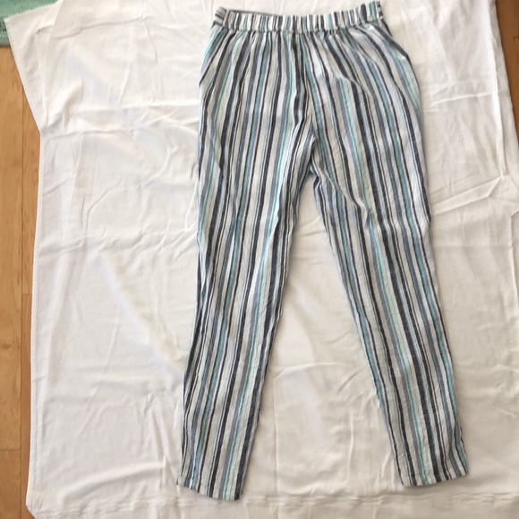 Never worn, linen and viscose blend roll tab, straight leg pants.  Size S - Picture 2 of 7